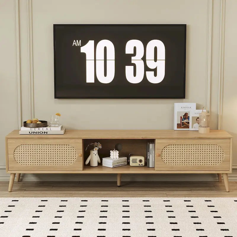 Meuble TV pour téléviseurs jusqu'à 80 pouces, Console multimédia de style ferme moderne, Meuble de divertissement avec pieds en bois massif